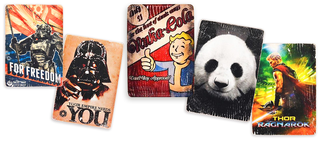 пять деревянных постеров