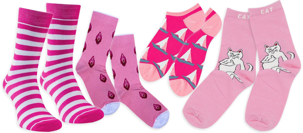 четыре пары розовых носков