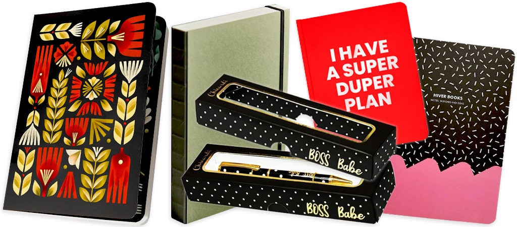 блокнот і кулькова ручка