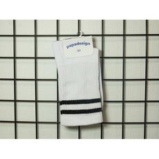 фото 1 - Бело-черные спортивные женские носки Papadesign
