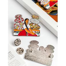 фото 1 - Значок за мотивами картини ПОДУШКИ, Віктор Зарецький. INSPIRED BY