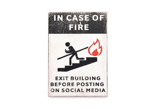 фото 1 - pvh0019 Постер In case of Fire
