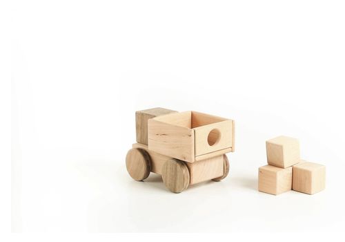 фото 2 - Деревянная игрушка lislis "Бортовик" маленькая
