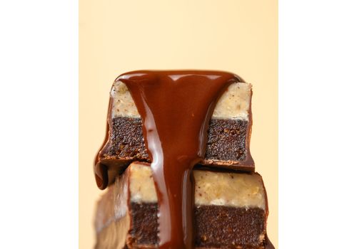 фото 10 - Батончик в шоколадной глазури "Hazelnut+himalayan salt" Fizi