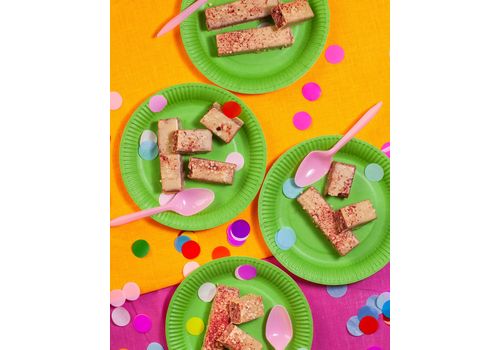 фото 6 - Батончик в белом шоколаде "Cherry + Cookie dough" Fizi