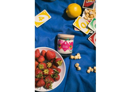 фото 1 - Свічка Мальви біля хати 250 мл Turbota Candles