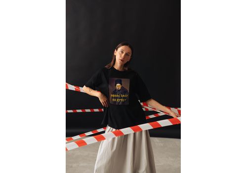 фото 1 - Футболка оверсайз "Нема часу на журбу" Vidro