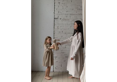 фото 2 - Мягкая эко- игрушка ручной работы Зайчик Ева бежевый32 см SVMR