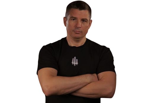 фото 3 - Oversize футболка Тризуб F16 с надписью Ukraine сзади, Черная