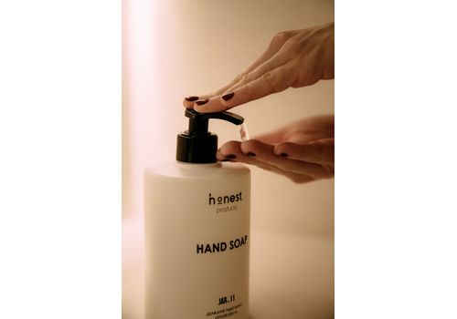 зображення 3 - JAR 11 Hand soap - Делікатне рідке мило з ароматом vetiver, 500 мл honest products