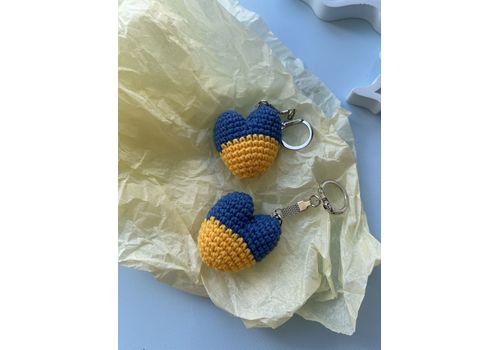 зображення 3 - Брелок Серденько України Toys Breeze