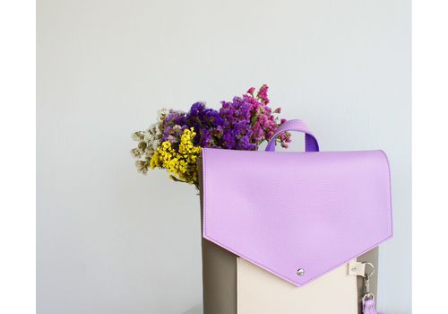 фото 9 - Рюкзак с экокожи   "BEIGE + violet PASSION"   35x28х10
