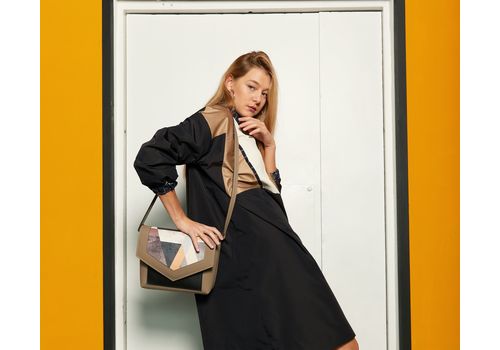 зображення 4 - Жіноча сумка з екошкіри "Geomentic beige" з геометричним принтом, ручної роботи